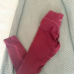 437 black cherry wrap leggings size m